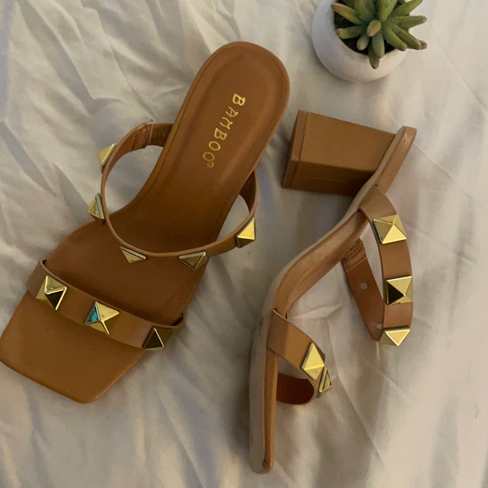 🚨SOLD!!!Bamboo heels